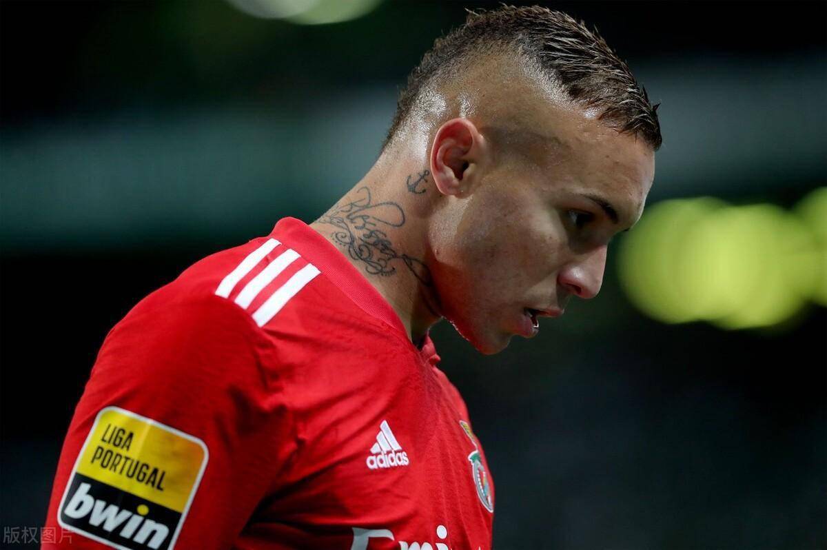 法甲倒计时，本菲卡加时末段调整名单，细节引发关注，压力陡增，医务组通报恢复的简单介绍